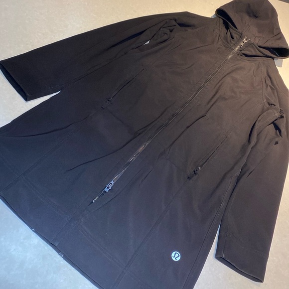 ULULEMON ATHLETICA Black APRES YOGA SOFT-SHELL RAIN JACKET Size 6⭐️⭐️⭐️⭐️ - Picture 7 of 15